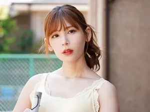 Lên tinder tìm người hẹn hò thì gặp phải chị quản lý xinh đẹp thiếu thốn ở công ty